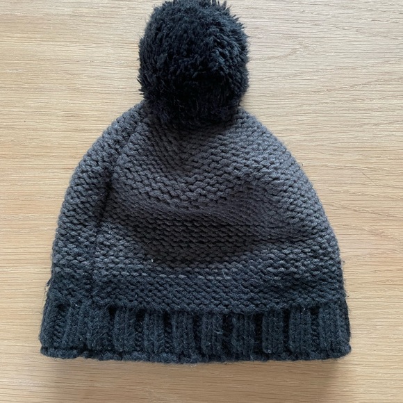 NorthFace hat - Picture 2 of 2